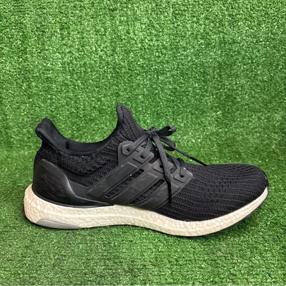 Adidas UltraBoost 4.0 Women's Size 10 Running‎ Shoes Core Black